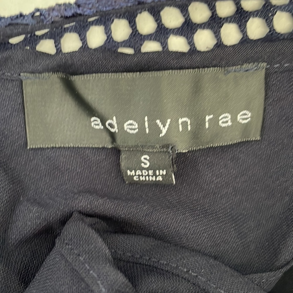 Adelyn Rae Lace Dress - Picture 6 of 10
